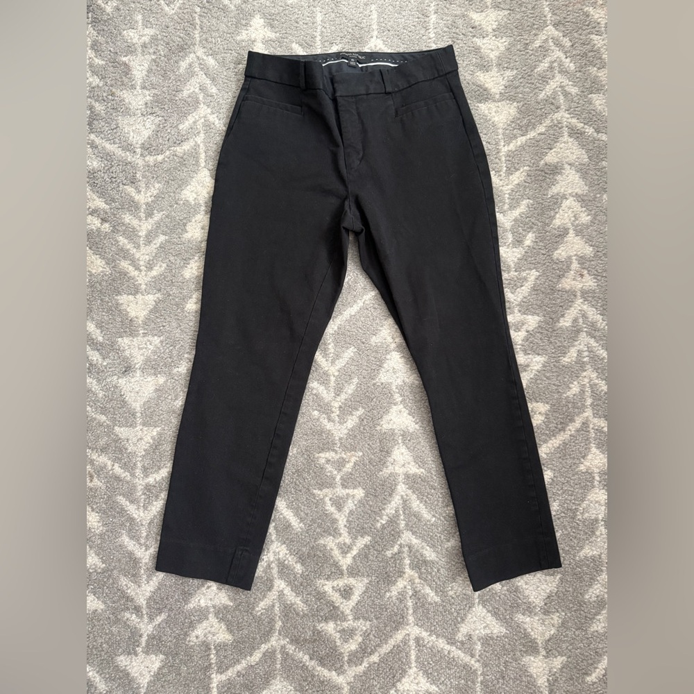 Banana republic Women’s cropped Black Pants size 4S